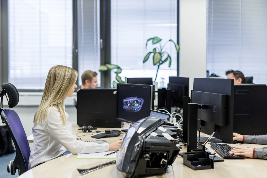 ekspertka TIYO w biurze projektowym